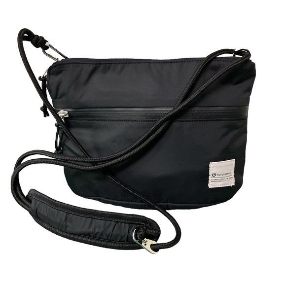lululemon athletica Handbags - Lululemon Crossbody Bag Purse Black Fabric